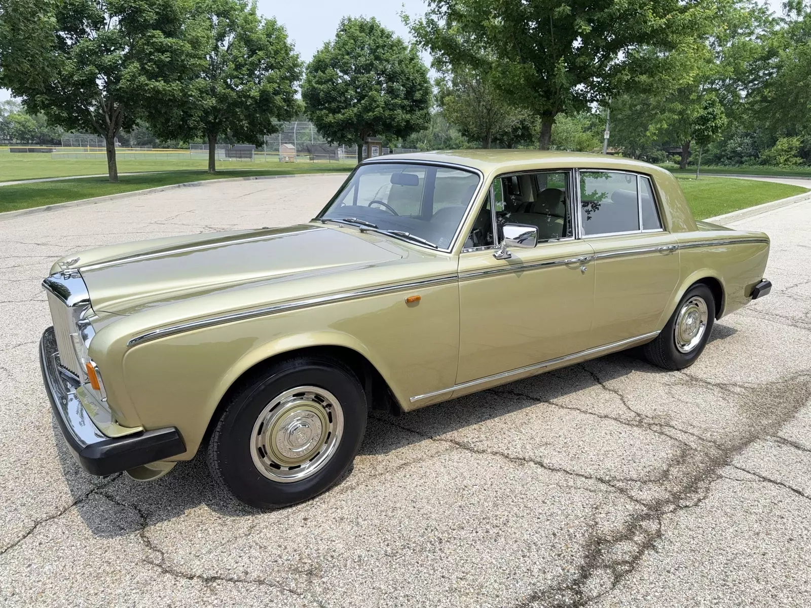 1978 Rolls-Royce Silver Shadow II saloon - photo 9