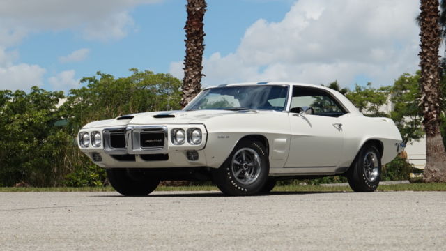 1969 Pontiac Trans Am Four Speed Ram Air III - photo 2