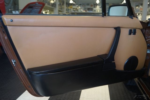 1975 Porsche 911 - photo 12