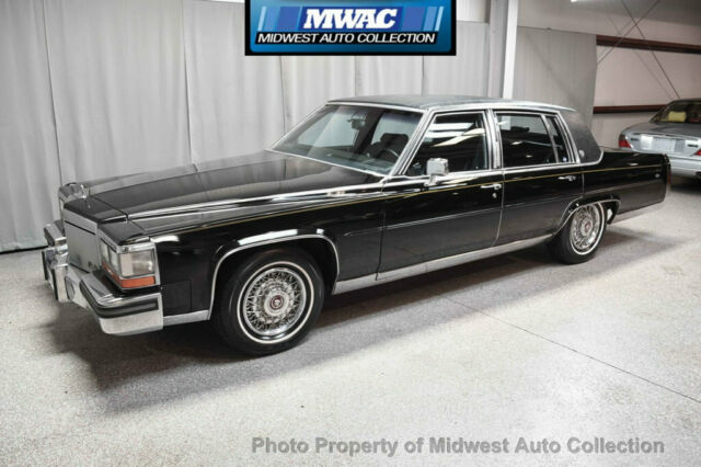 1989 Cadillac Brougham RARE BLK/BLK LEATHER CLEAN S CAROLINA CAR SERVICED - photo 2