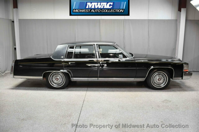 1989 Cadillac Brougham RARE BLK/BLK LEATHER CLEAN S CAROLINA CAR SERVICED - photo 8