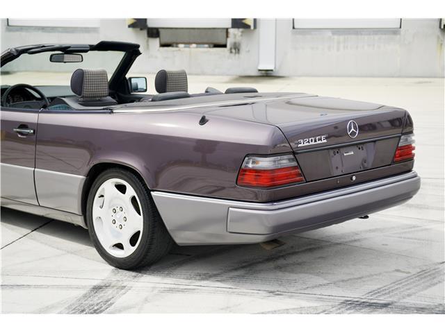 1993 Mercedes-Benz E-Class E320 Cabriolet - photo 12