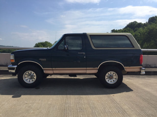 1994 Ford Bronco 4x4 5.8L V8 Rare Bronco Removable Top NO Rust 615- - photo 4
