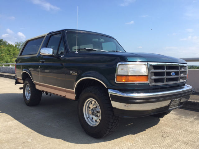 1994 Ford Bronco 4x4 5.8L V8 Rare Bronco Removable Top NO Rust 615- - photo 6