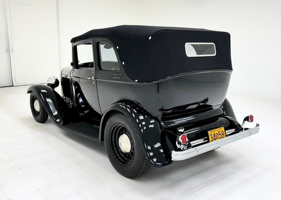 1932 Ford Model B 400 Convertible Sedan - photo 5