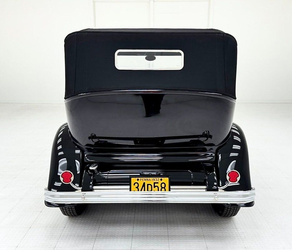 1932 Ford Model B 400 Convertible Sedan - photo 7