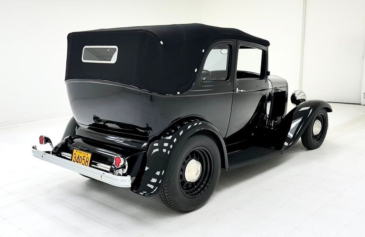 1932 Ford Model B 400 Convertible Sedan - photo 8