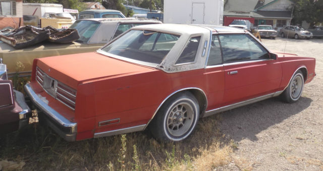 1981 Chrysler Cordoba Base - photo 2