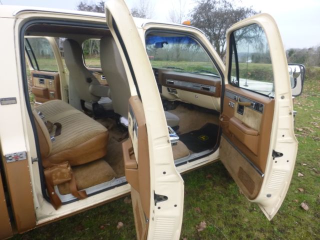 1990 Chevrolet C/K Pickup 3500 SILVERADO - photo 12