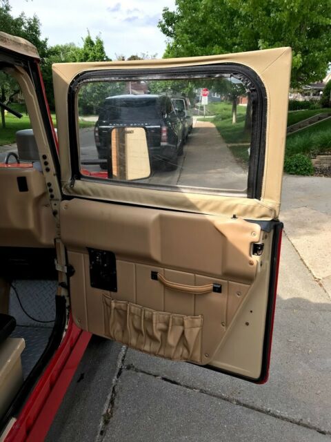 1993 Hummer H1 4-Door Soft Top Base Sport Utility 4X4 - photo 9
