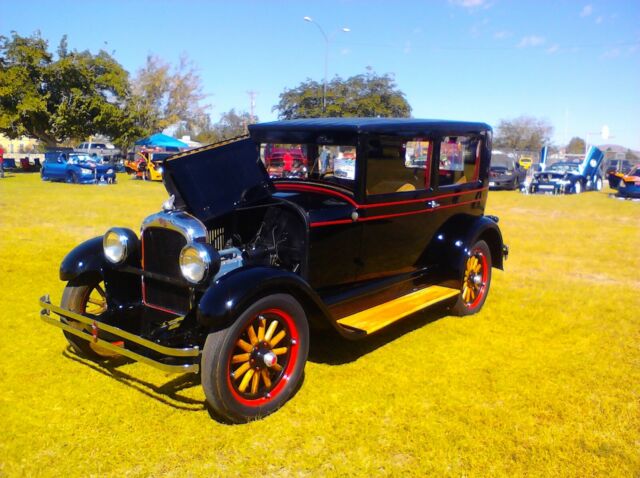 RARE Classic 1927 Pontiac/Oakland Landau 6-27 1927 Pontiac Model 6-27 Landau