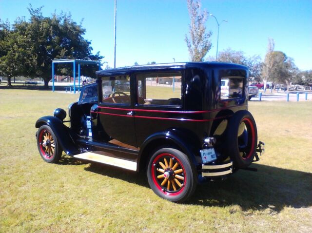 1927 Pontiac Model 6-27 Landau - photo 4