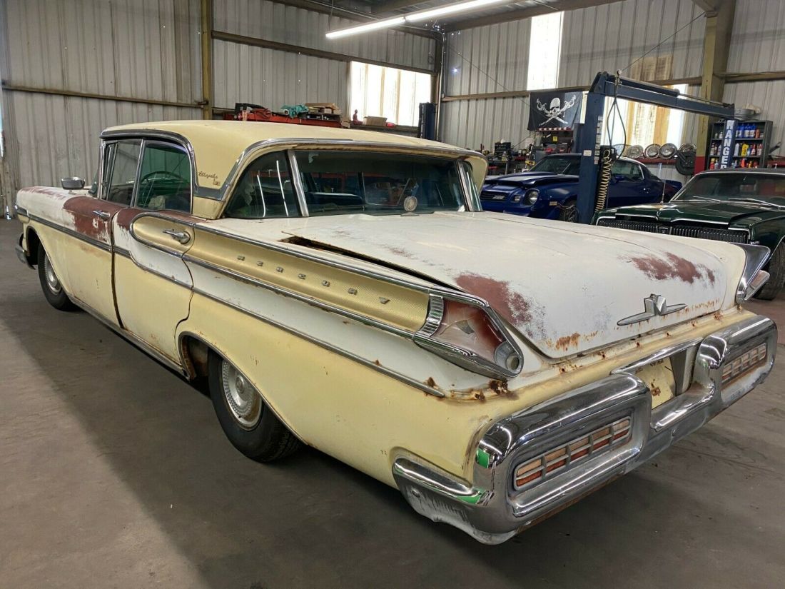 1957 Mercury Turnpike Cruiser - photo 3