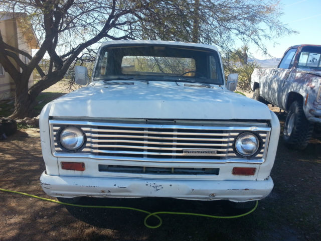 RARE CLASSIC 1972 IH 100Eight Utility Pickup Truck v8 345 2WD 1972 International Harvester 100Eight Pickup Truck