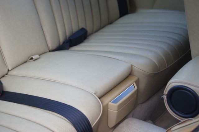 1985 Mercedes-Benz 300-Series W123 300CD - photo 13