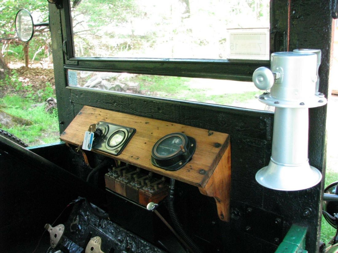 1925 Ford Model T - photo 10