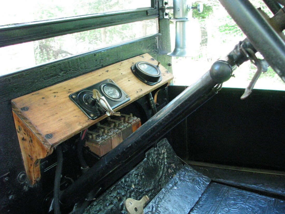 1925 Ford Model T - photo 13