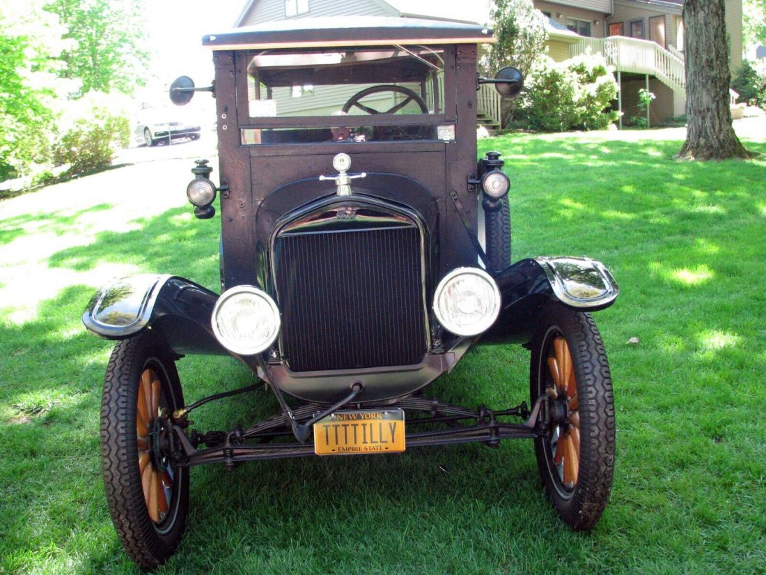 1925 Ford Model T - photo 2
