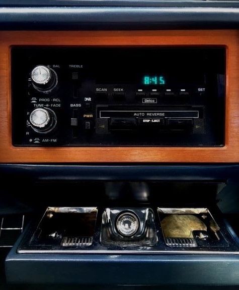 1988 Cadillac Fleetwood d'Elegance - photo 8