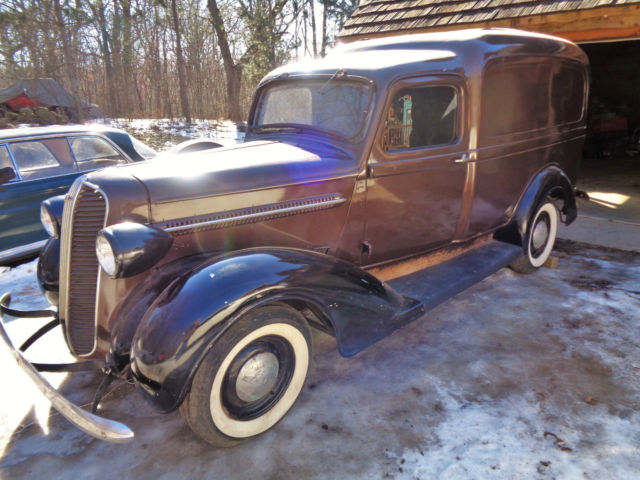 1937 Dodge Ram Van Half-Ton 'Humpback' / Panel Sedan Delivery - photo 3