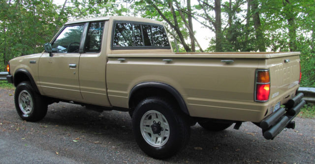 1984 Nissan 720 4WD King Cab - photo 3