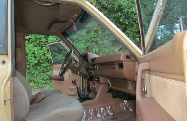 1984 Nissan 720 4WD King Cab - photo 9
