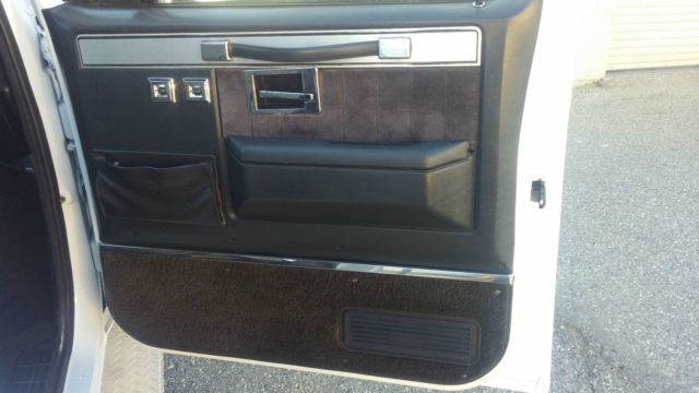 1984 Chevrolet C/K Pickup 3500 C-30 - photo 13