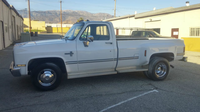 1984 Chevrolet C/K Pickup 3500 C-30 - photo 2