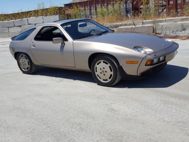 1984 Porsche 928 928 - photo 4
