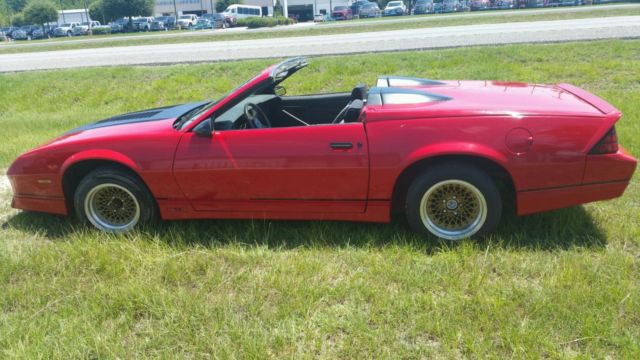 1986 Chevrolet Camaro - photo 2