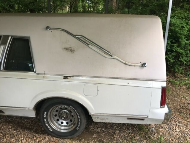 1988 Lincoln Town Car - photo 4