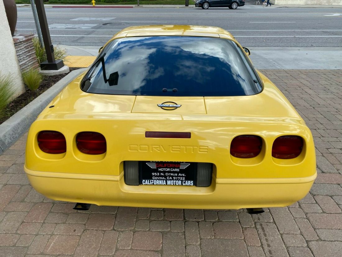 1992 Chevrolet Corvette Corvette Coupe - photo 13