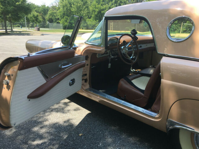 1956 Ford Thunderbird - photo 11