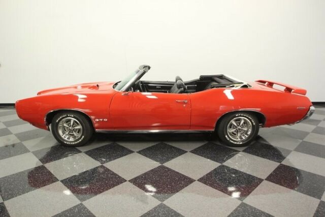 1969 Pontiac GTO Convertible - photo 3