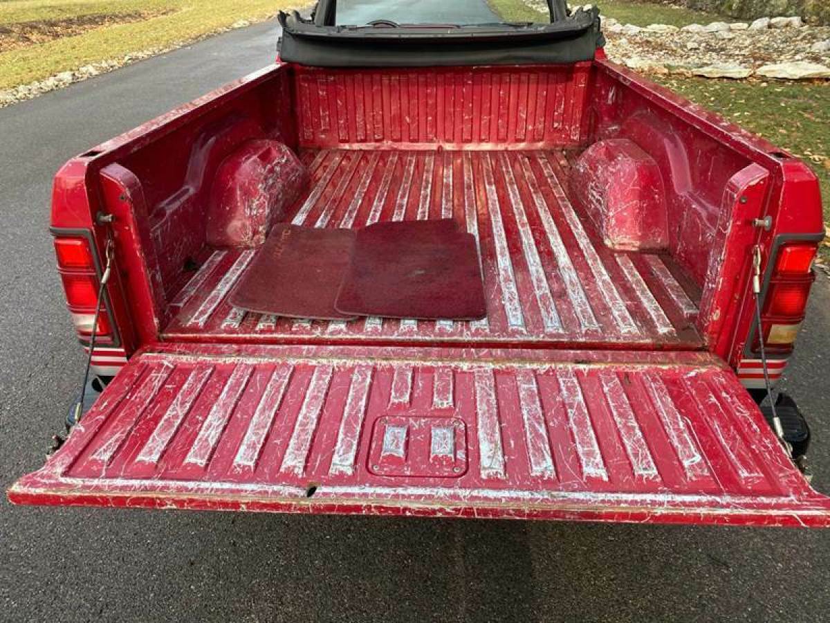 1989 Dodge Dakota Sport 2dr Regular Cab Convertible SB - photo 12