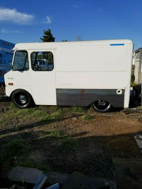 1971 GMC Other Value Van P1500 - photo 2