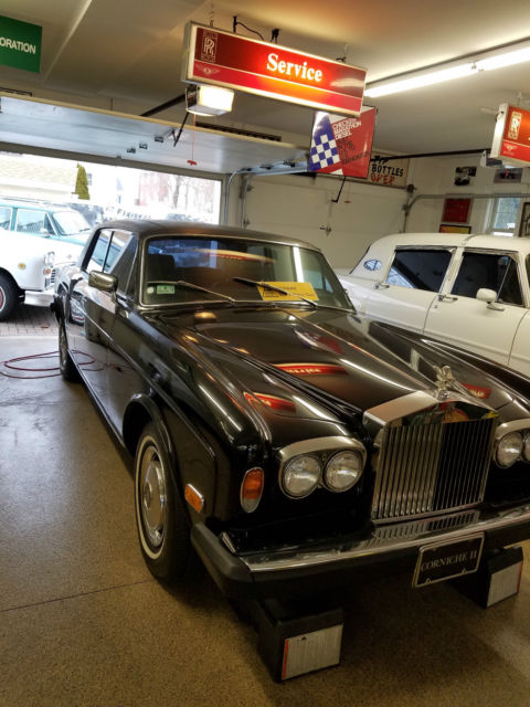 1976 Rolls-Royce Corniche Black - photo 2