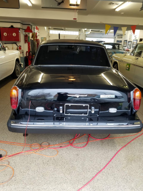 1976 Rolls-Royce Corniche Black - photo 4