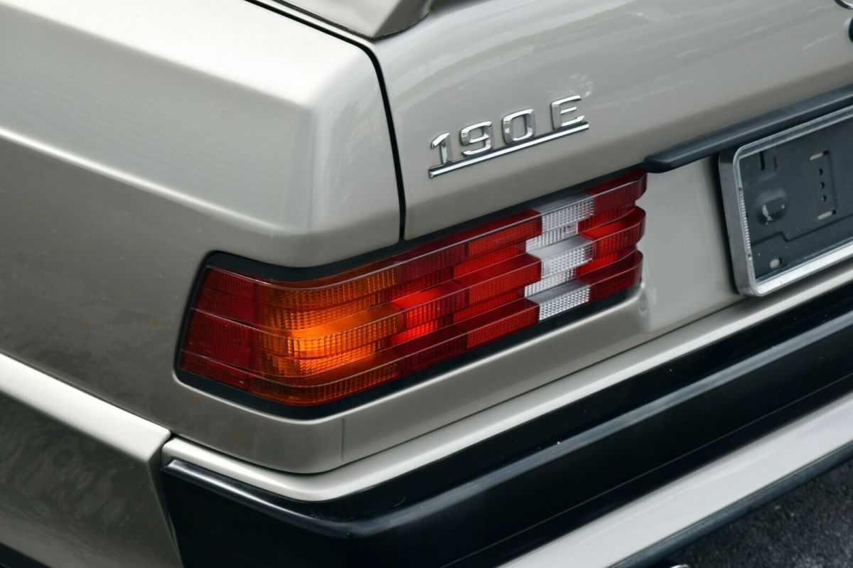 1985 Mercedes-Benz 190-Series 190E 2.3-16V Cossworth - photo 10