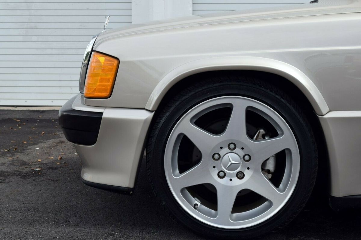 1985 Mercedes-Benz 190-Series 190E 2.3-16V Cossworth - photo 11