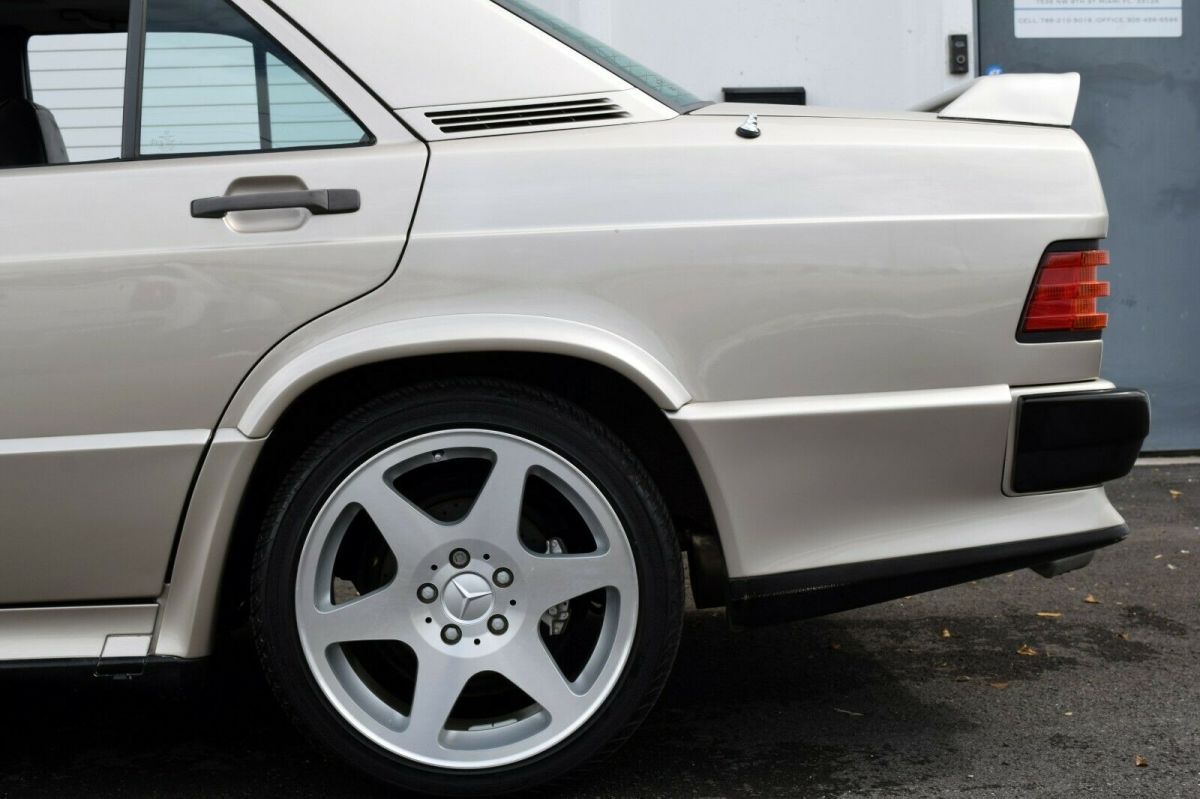 1985 Mercedes-Benz 190-Series 190E 2.3-16V Cossworth - photo 12