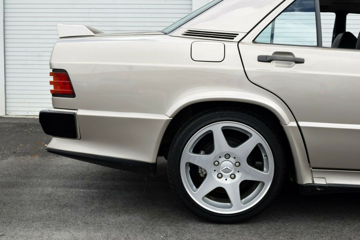 1985 Mercedes-Benz 190-Series 190E 2.3-16V Cossworth - photo 8