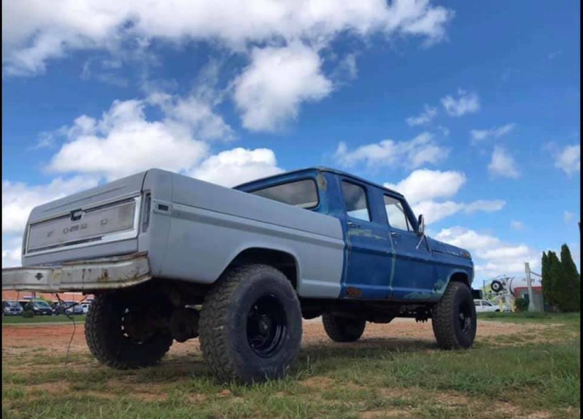 1971 Ford F-250 - photo 2