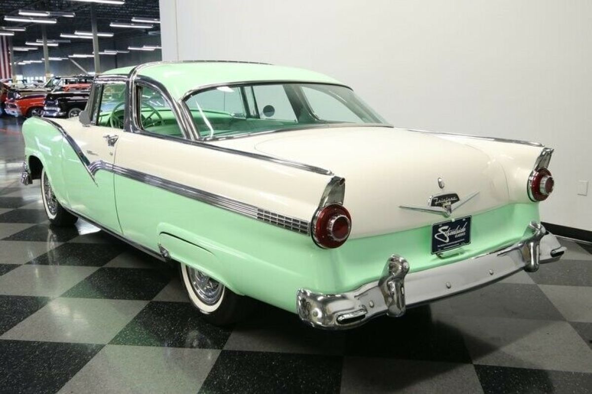 1956 Ford Crown Victoria - photo 10