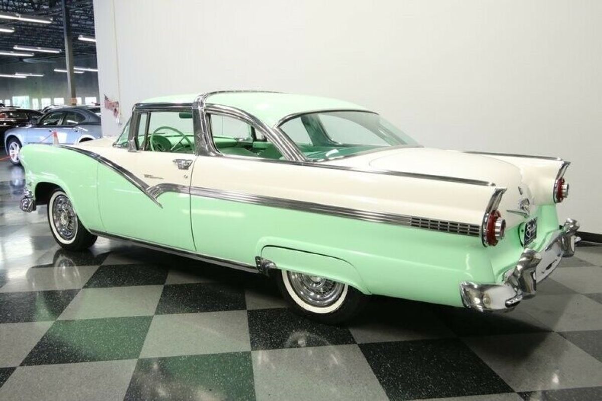 1956 Ford Crown Victoria - photo 9