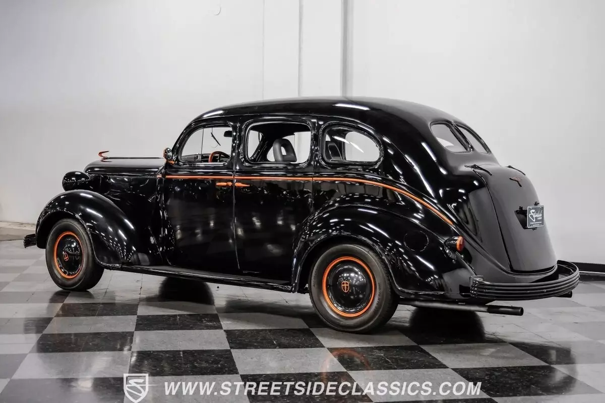 1937 Chrysler Desoto Streetrod - photo 9