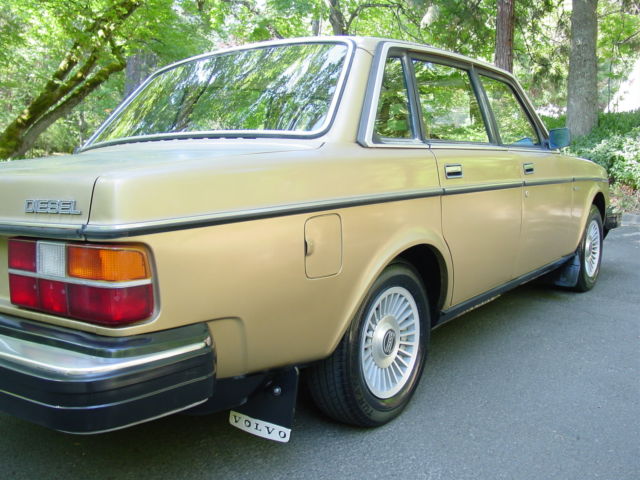 1982 Volvo 240 - photo 11