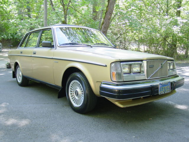 1982 Volvo 240 - photo 8