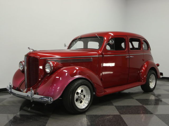 RARE DODGE STREET ROD, CHEVY 305 V8, COLD R134 AC, POWER WINDOWS, WELL BUILT! 1938 Dodge Series D8
