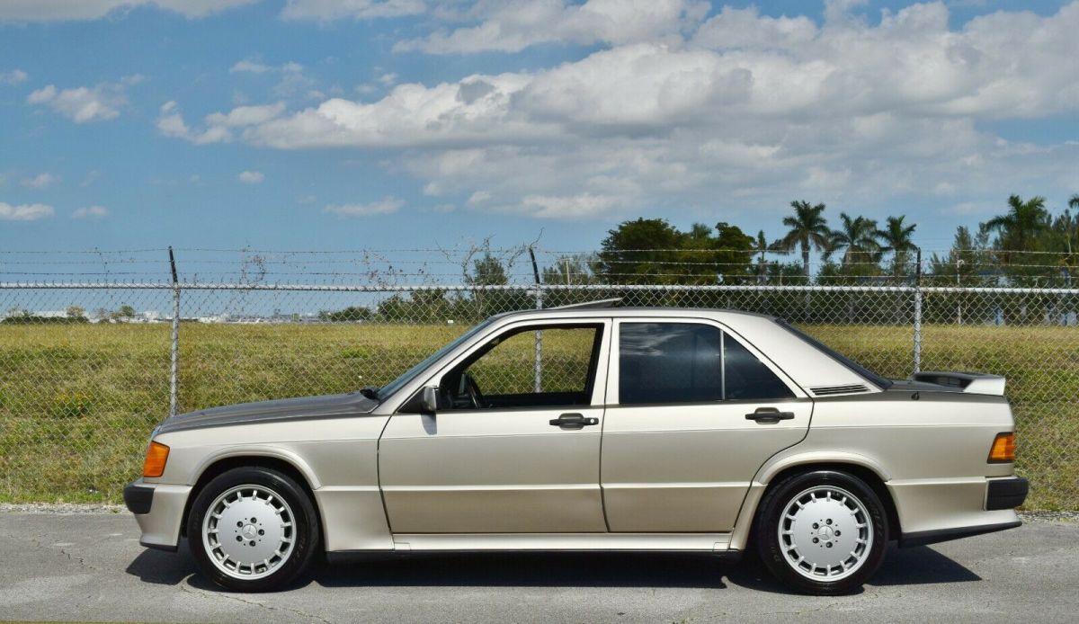 1987 Mercedes-Benz 190-Series 190E 2.3 -16 Cosworth - photo 9